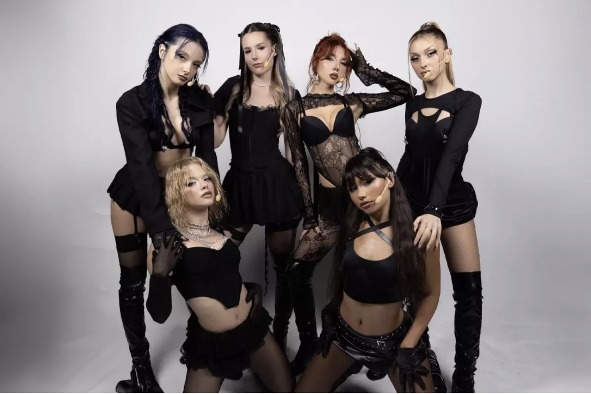 Manifest grubu üyeleri hakkında yurtdışına çıkış yasağı