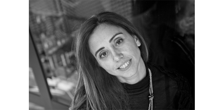 Ժուլիա Մութլույի տարազները Գերմանիոյ մէջ