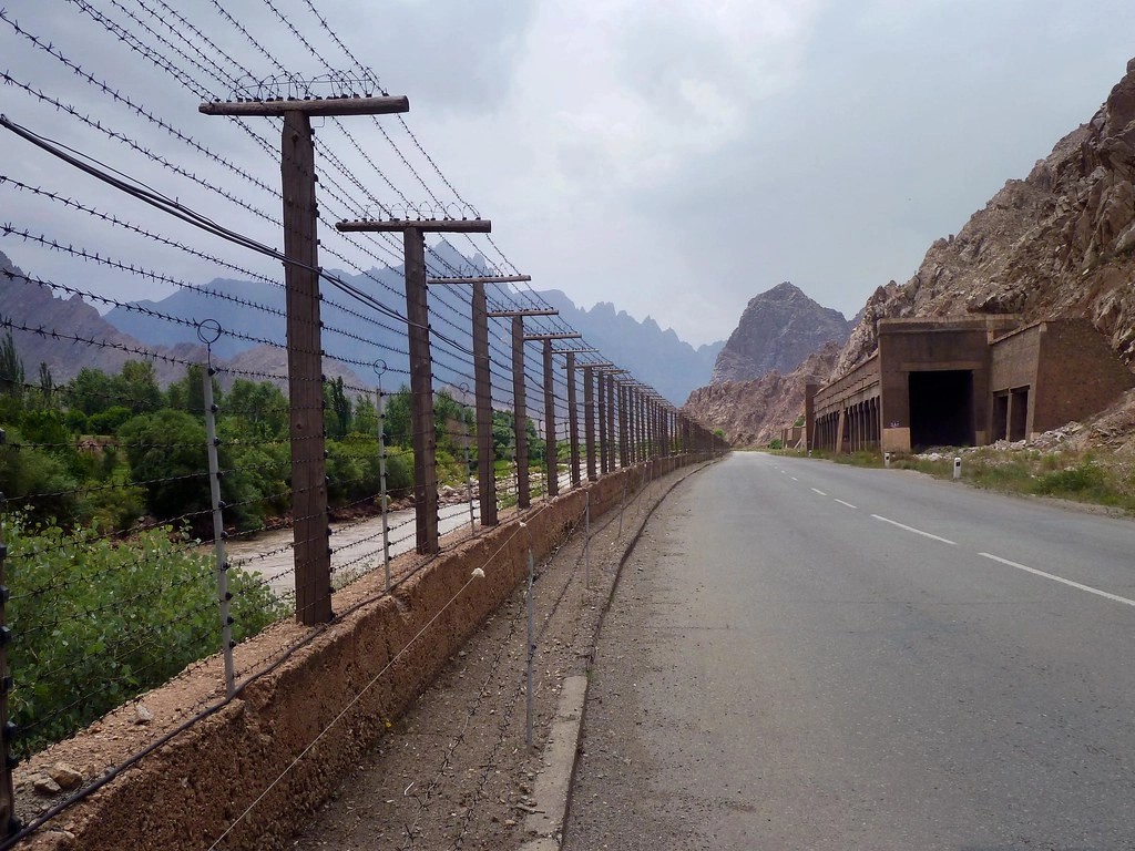 Ermenistan eski Dışişleri Bakanı yazdı: Sonu olmayan koridor