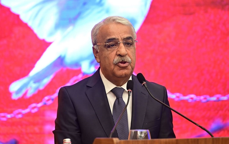 Mithat Sancar: Devam eden süreç, denklemlerin tersine çevrildiği bir nitelik taşıyor