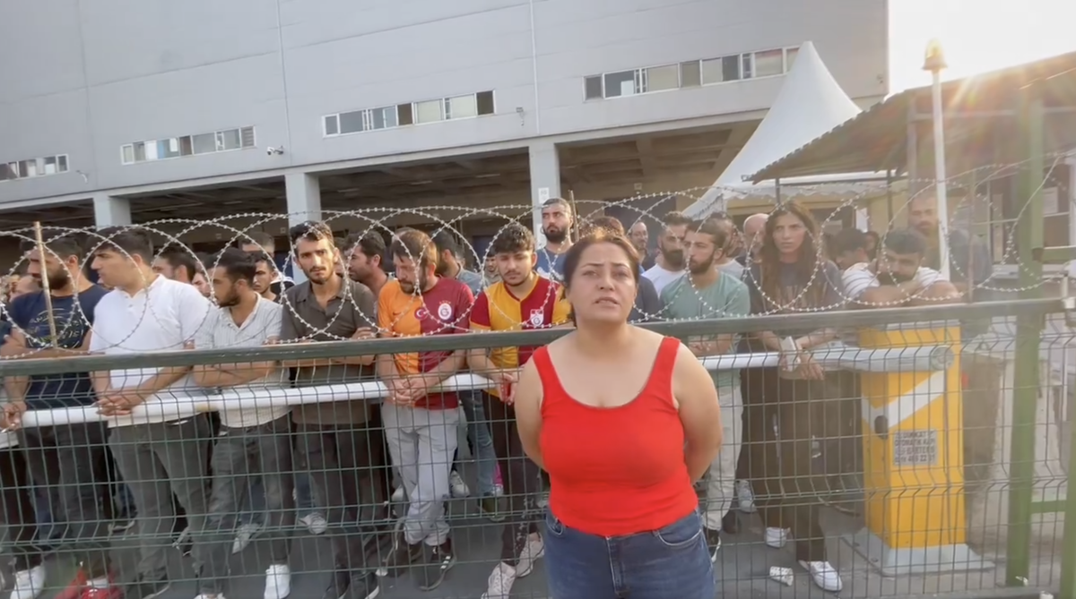 Neslihan Acar CarrefourSA depo işçileri direnişinde