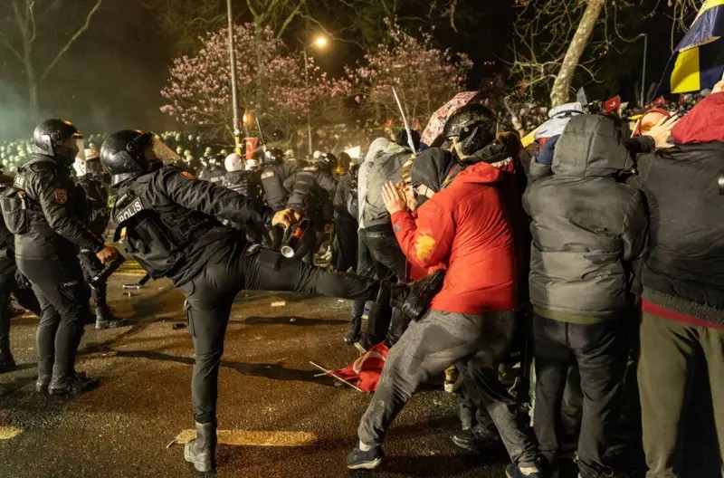 Saraçhane eylemlerinde 13 genç hakkında tahliye kararı, 6'sı serbest