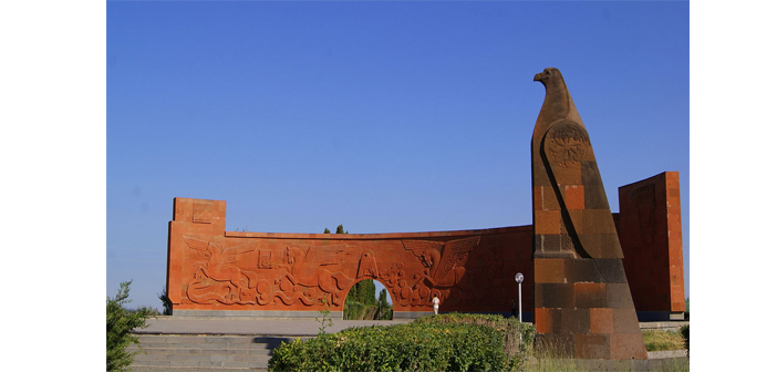 Հերոսապատումն արուեստում՝ երէկ եւ այսօր