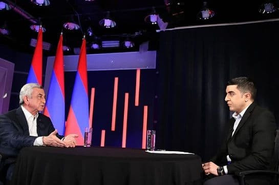 Վերադարձ դէպի քաղաքականութիւն