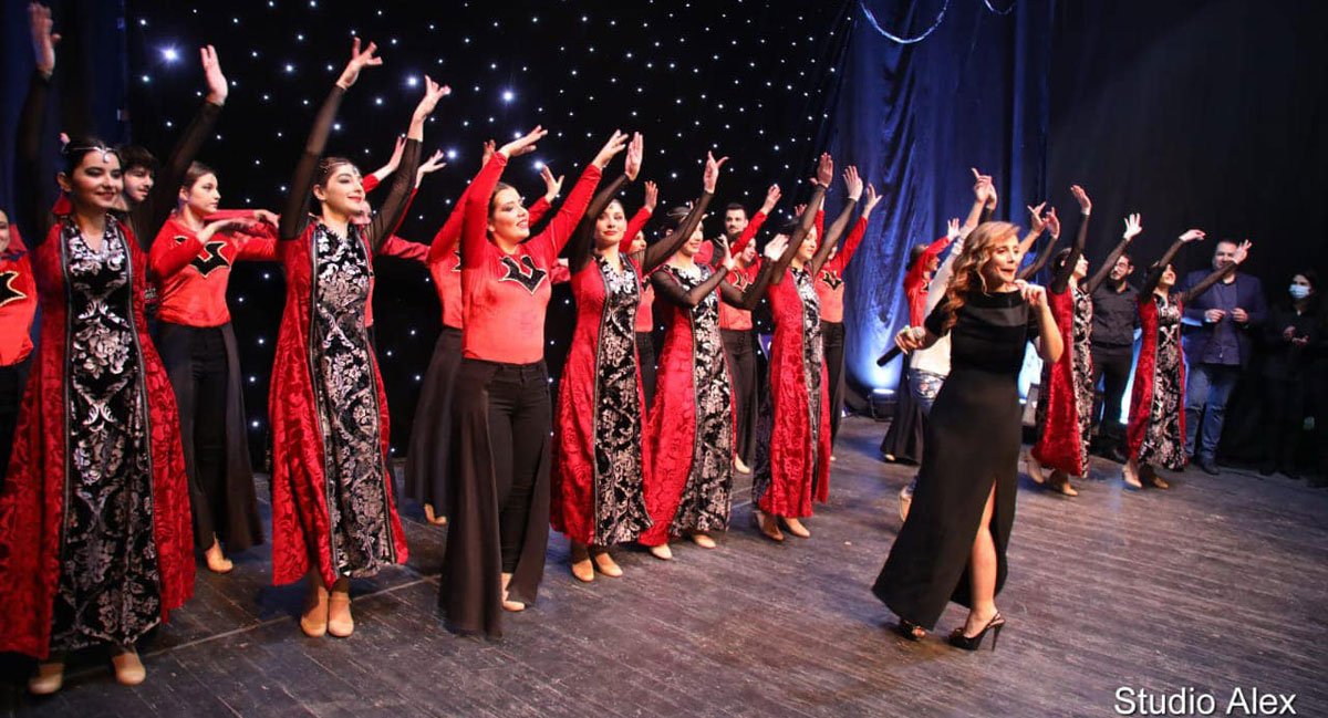 Նոր պատմութիւն իւրաքանչիւրիս յիշողութեան մէջ