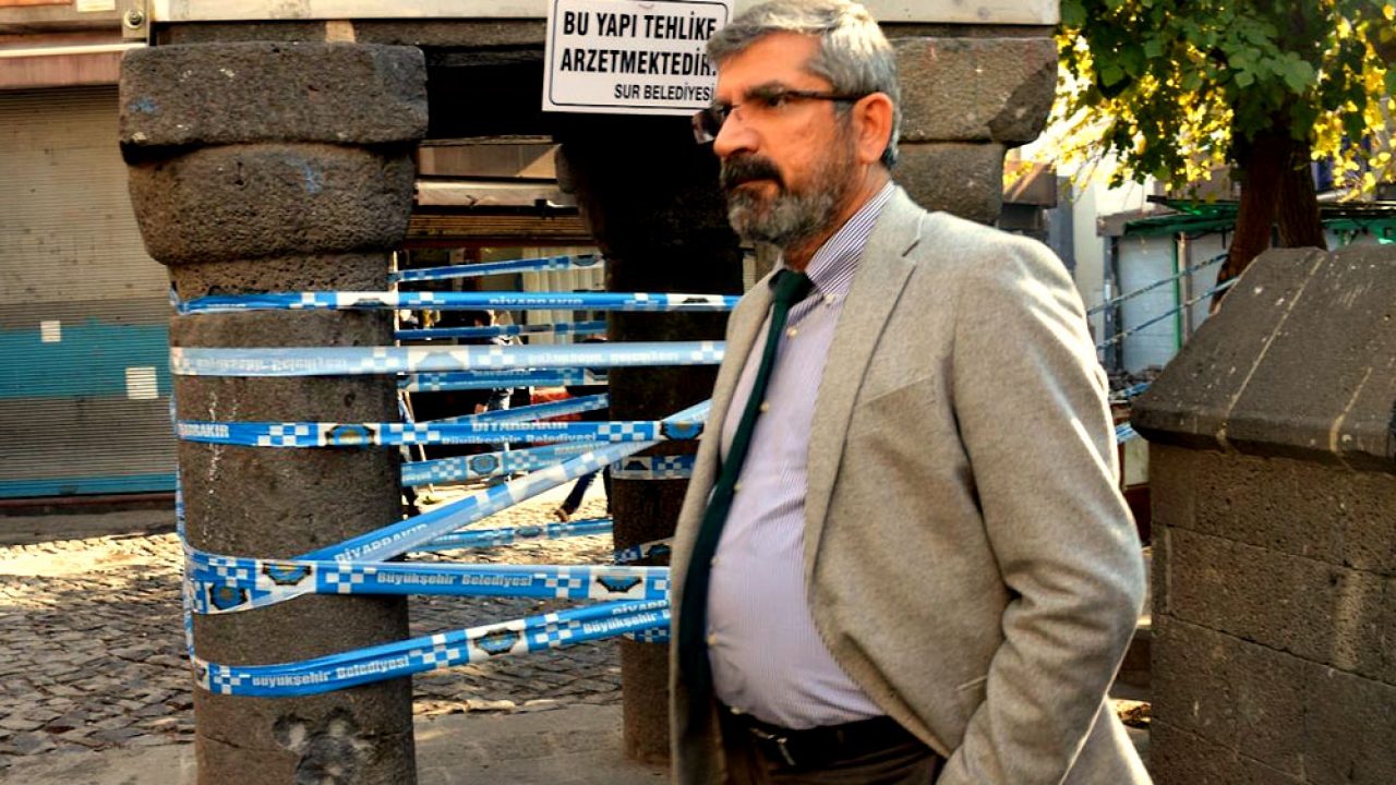 Tahir Elçi, öldürülmesinin 10. yılında anılıyor