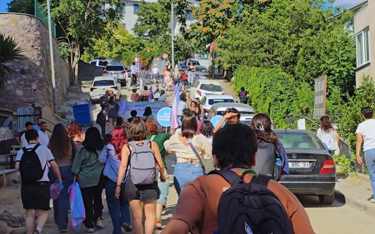 Onur yürüyüşü davası: İki kişi tahliye edildi, 51 kişinin adli kontrolü kaldırıldı