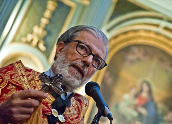 Լեւոն արք. Զէքիեան հրաժարած