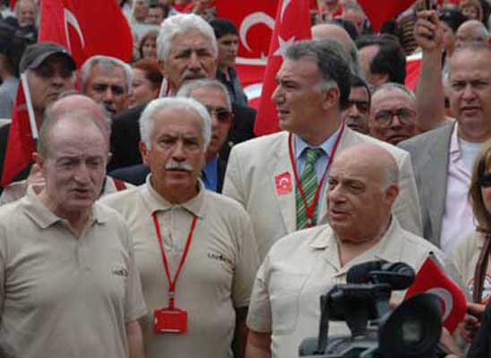 Perinçek de Dink'i katleden örgütün peşindeymiş