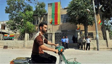 FT: Suriye Kürtleri Esad sonrası için hazırlanıyor  