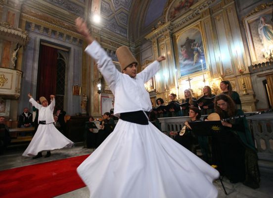 Katolik Kilisesi’nde Şeb-i Arus konseri 