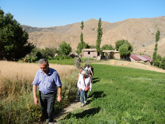 Maratug’da adak eşliğinde bir yüzyıl kutlaması