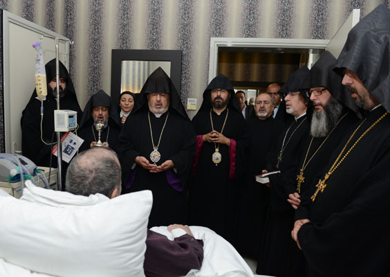 Samatya’da dualar II. Mesrob içindi