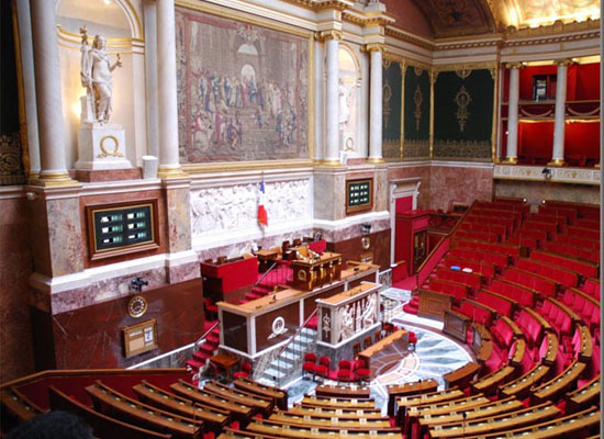 Karabağ diyalogunda Ermeni parlementerden dostluk mesajları