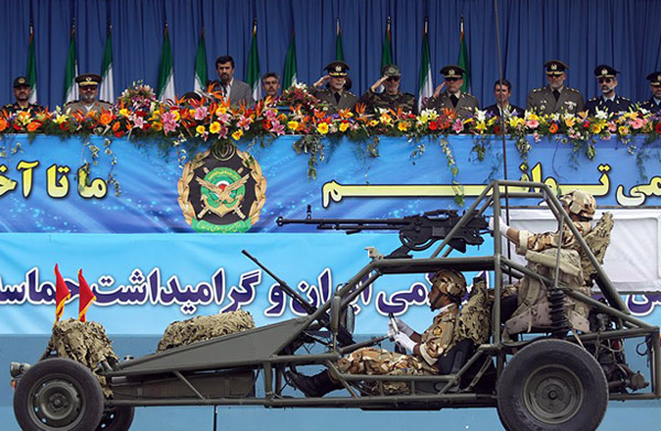 İran: Erdoğan'ın Suriye politikası çöktü