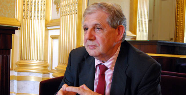 Fransız Senatörler Anayasa Konseyi'ne başvurdu