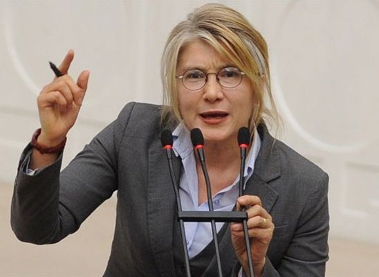 CHP milletvekilleri Emine Ülker Tarhan’ı seçmedi