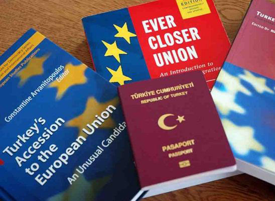 AB'nin vize muafiyeti kaçak göçün engellenmesine bağlı  