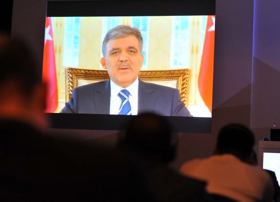 ‘Abdullah Gül’ün sağduyu çağrısına kulak vermek gerek’