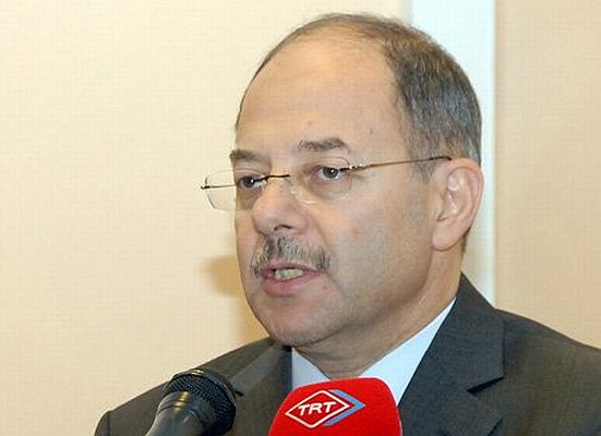 Kürtaj düzenlemesiyle ilgili çelişkili açıklamalar geliyor