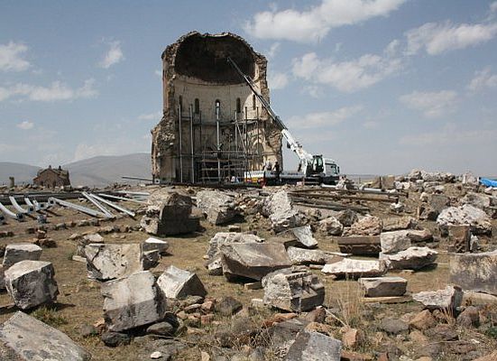 Ani restorasyonuna uluslararası destek