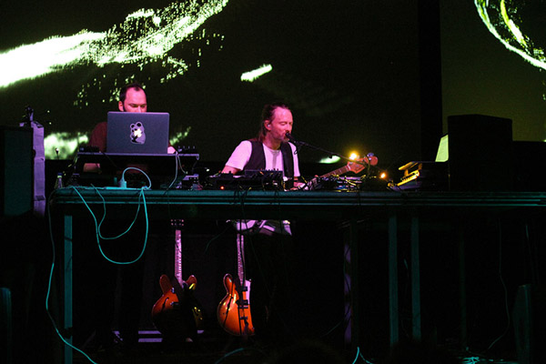 Müzik Nerde Başlar, Nerede Biter?