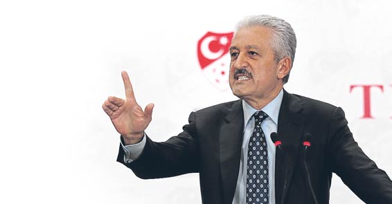 Futbol’da kaos bitmeyecek  