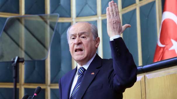 Bahçeli şiddet içeren sloganın arkasında durmaya devam ediyor