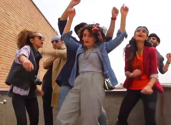 İran’ın kamu ahlakını bozan ‘mutluluk’