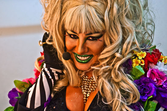 ‘Transfobik geylerle karşılaştıkça sen de ayrışıyorsun'