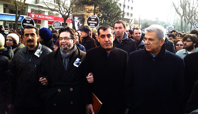 AK Parti’nin ‘biz devletiz’ illüzyonu