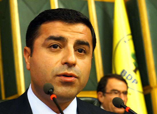 Demirtaş: Kendi Kürtleri ile barışan bir Türkiye, bölgesel aktöre dönüşebilir  