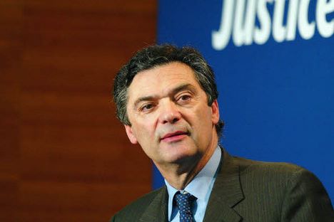 ‘Fransa kurtulan ermenileri kaderine terk etti’