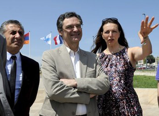 Boyer, Marsilya Ermenilerinin desteğini istedi  