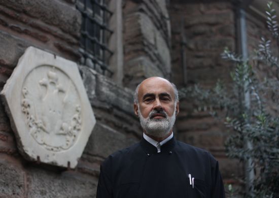 Ülkesinden koparılan insanların öyküsü: ‘Anavoles kai Katiforoi’