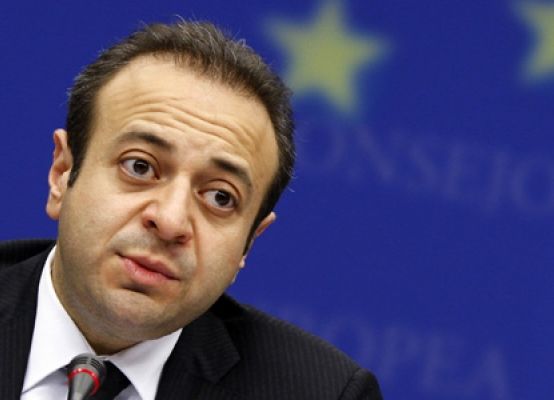 Zürih'te Egemen Bağış'a 'soykırım yoktur' soruşturması açıldı