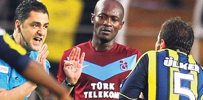 Irkçılığa kırmızı kart