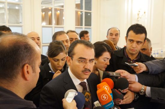 Ana dilde savunmaya izin veren tasarı imzaya açıldı