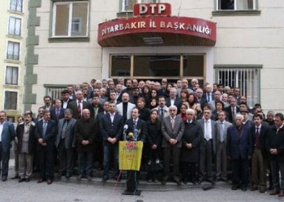 Hem savunmalarını Kürtçe yaptılar hem de beraat ettiler