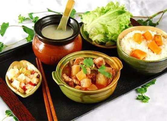 Senkronik Çin Mutfağı