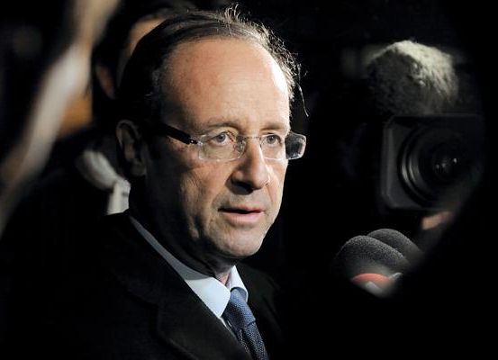 François Hollande ve Torino Belediyesi 1915'i tanıyor