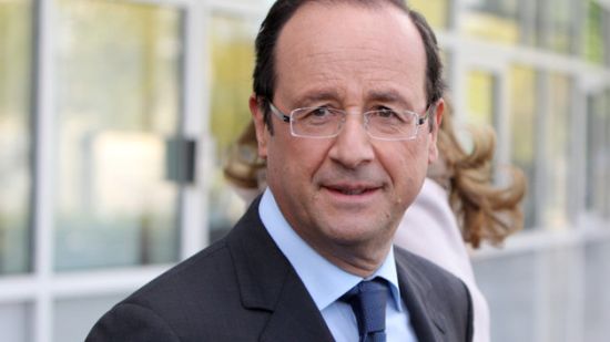 Hollande’ın Cezayir itirafı Fransa’nın gündemine oturdu  