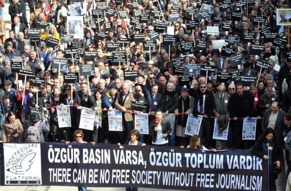 Yargı paketleri yetmiyor, TCK/TMK Değişmeli