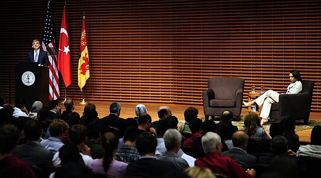 Abdullah Gül: ''Yerevan'a giderek doğru şeyi yaptım"