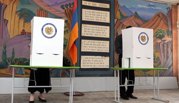 Ermenistan’da organize işler  