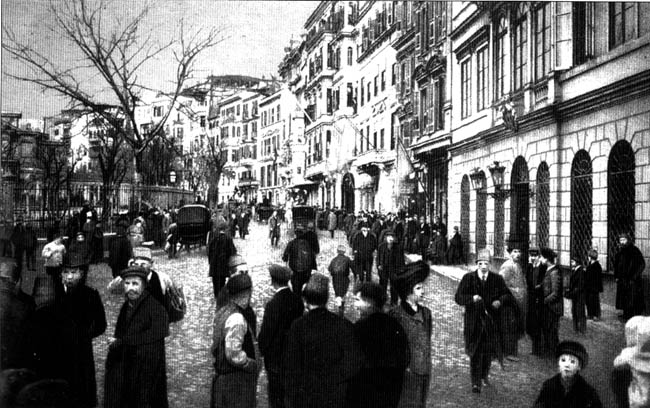 Tarihe tanıklık eden öyküler