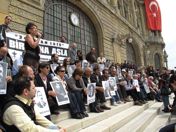 24 Nisan 1915’te ne oldu?  