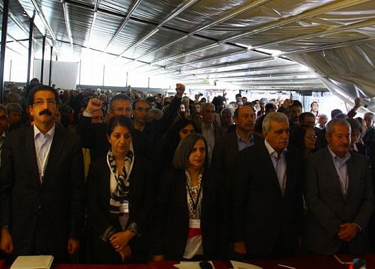 Halkların Demokratik Kongresi partileşme kararı aldı