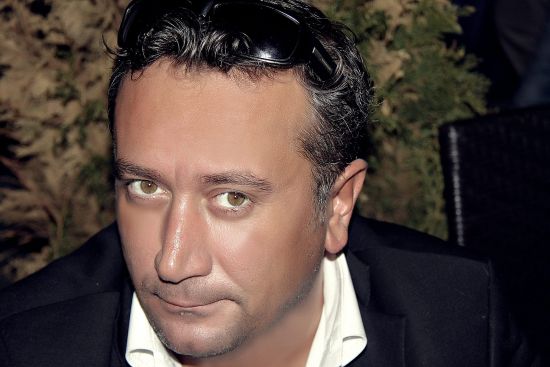 Ermeni Okulu öğretmeni öldürüldü