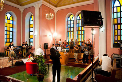 Her yönüyle Hıristiyanlığı konuşuyorlar